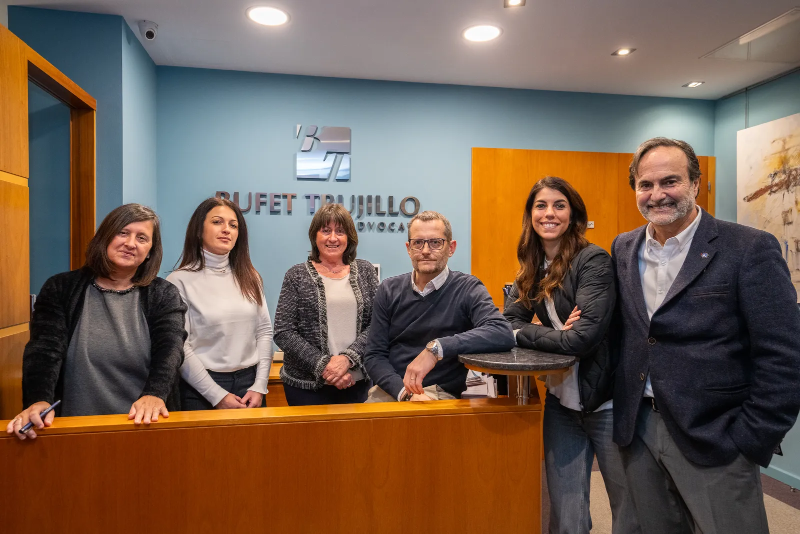 Equip de Bufet Trujillo a les oficines de Cambrils